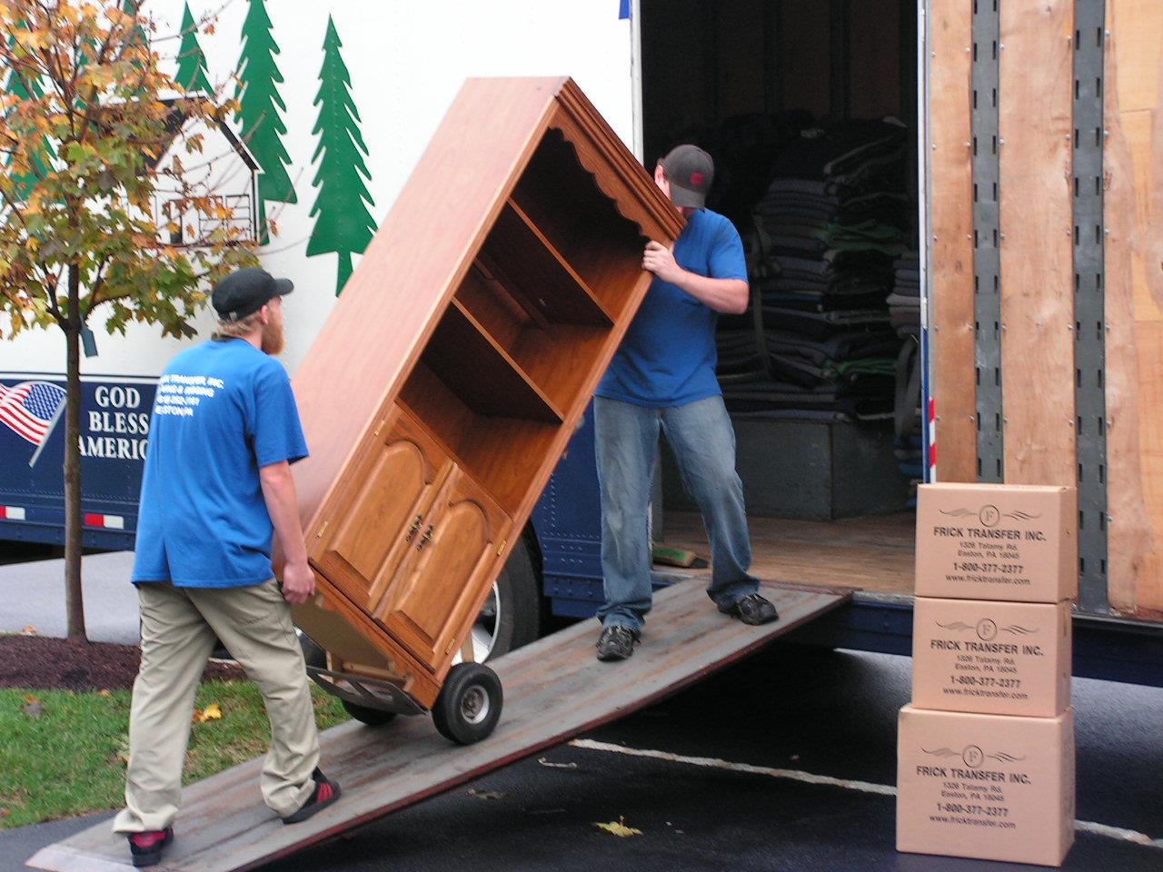 Keys to a Stress-Free Move: Unlocking Success in Moving Services